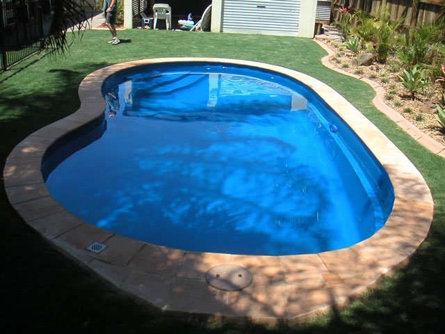 Baron fiberglass pool installation